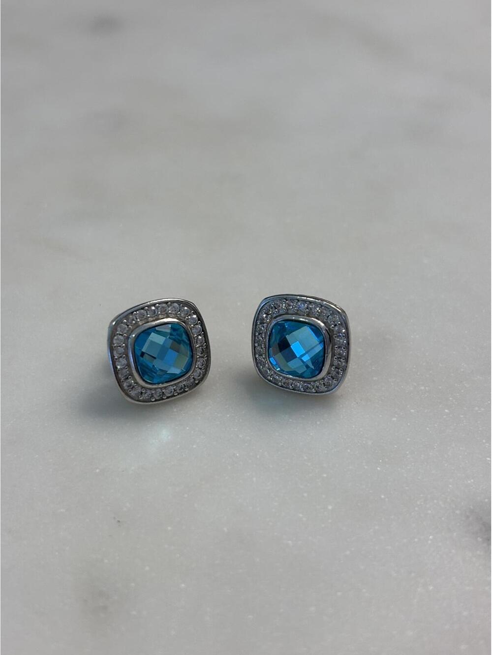 Elegant Blue Crystal Stud Earrings with Silver Tone Setting